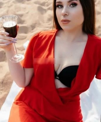 Альбина, 22 года, 2 размер груди